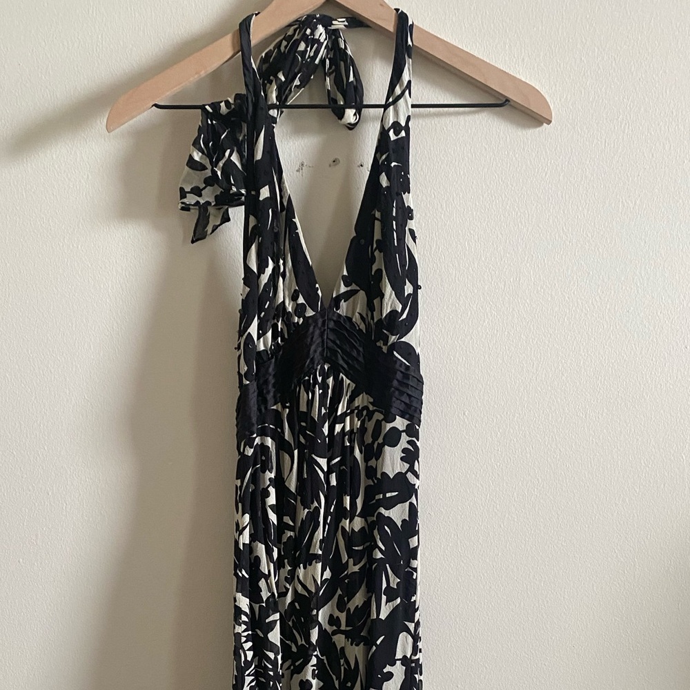VINTAGE BCBGMaxAzria 100% Silk Monochrome Floral Maxi Dress / XS / Size 0